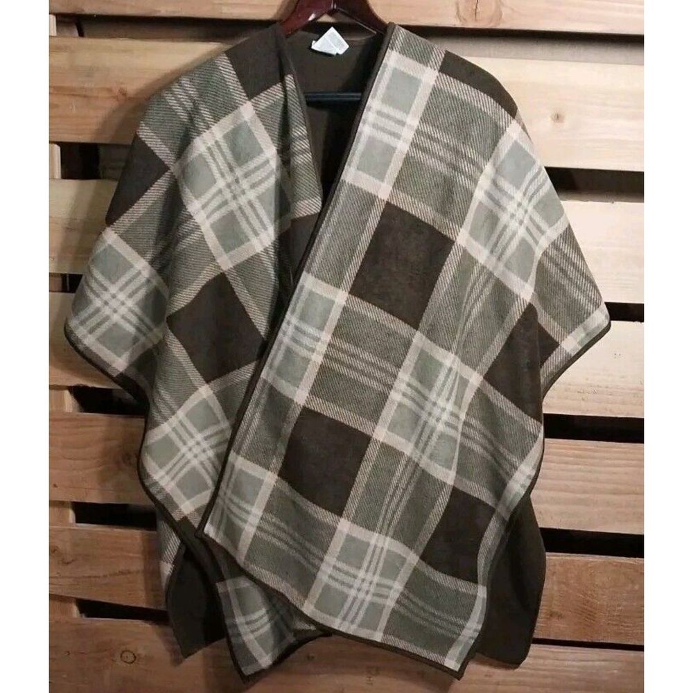 Woolrich Blanket Wrap One Size Brown Plaid Reversible Fleece Cape Shawl Poncho